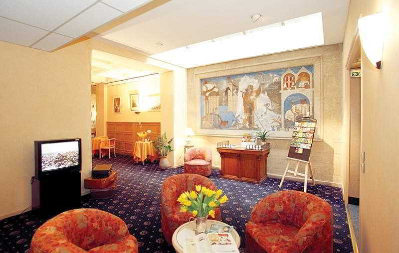 אביניון Hotel Le Bristol מראה חיצוני תמונה
